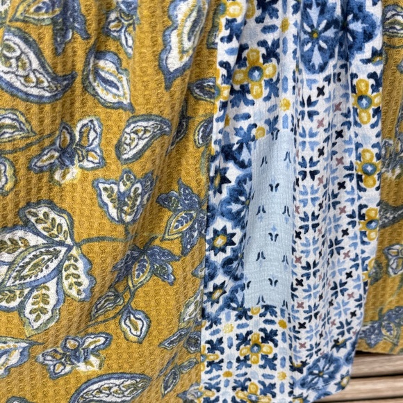 Cato Patchwork Floral Green Blue Yellow Rust V-Neck Cap Sleeve Top Size L - Picture 4 of 9